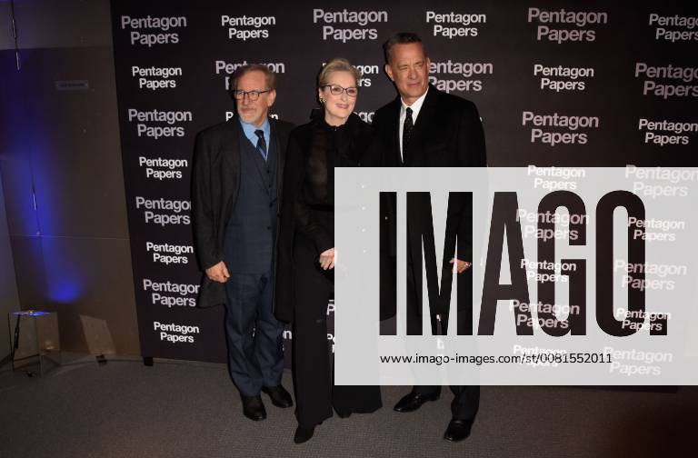 Pentagon Papers Premiere in Paris Steven Spielberg ( realisateur ) - Meryl Streep ( actrice ) - Tom Hanks ( acteur ) CELEBRITES : Avant premiere du film PENTAGON PAPERS - Paris - 13 01 2018 FedericoPestellini Panoramic