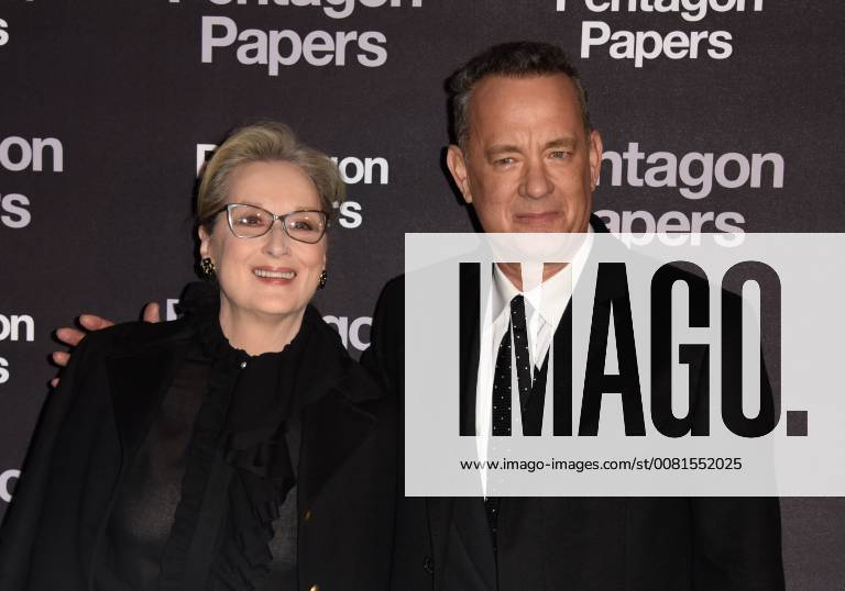 Meryl Streep ( actrice ) - Tom Hanks ( acteur ) CELEBRITES : Avant premiere du film PENTAGON PAPERS - Paris - 13 01 2018 FedericoPestellini Panoramic