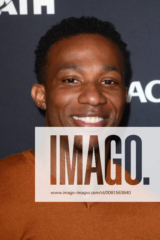 LOS ANGELES - JAN 14: Arlen Escaroeta at the Crackle s The Oath Photo Call at the Langham Huntington Hotel on January 14, 2018 in Pasadena, CA