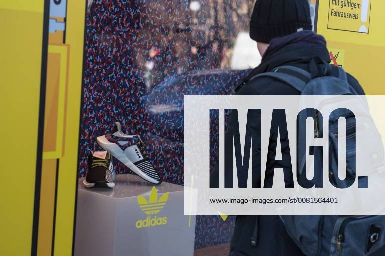 Berlin BVG adidas sneaker adidas BVG sneaker young people wait on Monday morning the 15 January on sale adidas BVG sneaker sneaker EQT support 93 of Tuesday 16 January 2018 ab 10 00 watch sold in Berlin in a limited edition of 500 pieces some will Young people have been since Sunday evening 21 00 watch suburb