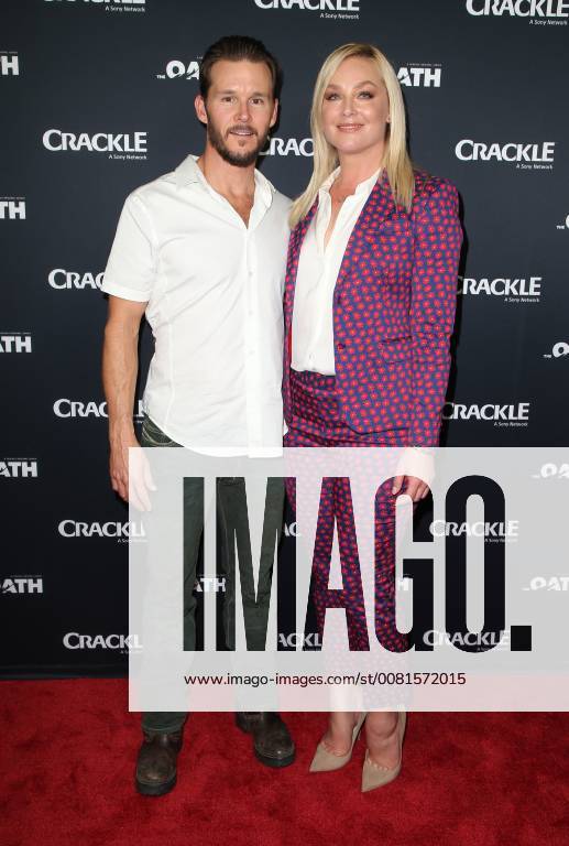 Crackle Serienpremiere in Pasadena January 15, 2018 - Pasadena, CA, U.S. - 15 January 2018 - Pasadena, California - Ryan Kwanten, Elisabeth Rohm. â€oeThe Oath†Photo Opp with the cast of Crackleâ€⠢s new drama series at The Winter TCA. Photo Credit: AdMedia Pasadena U.S. - ZUMAa123 20180115_zaa_a123_021