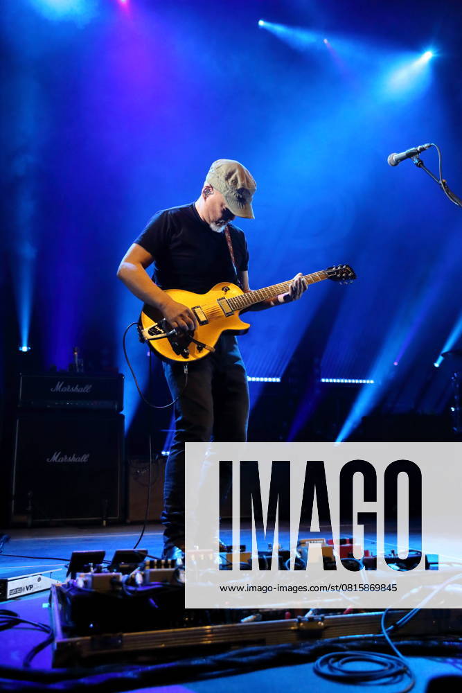 Joey Santiago from the band Pixies at a concert at the Tempodrom in Berlin, May 1, 2025 Pixies concert Berlin