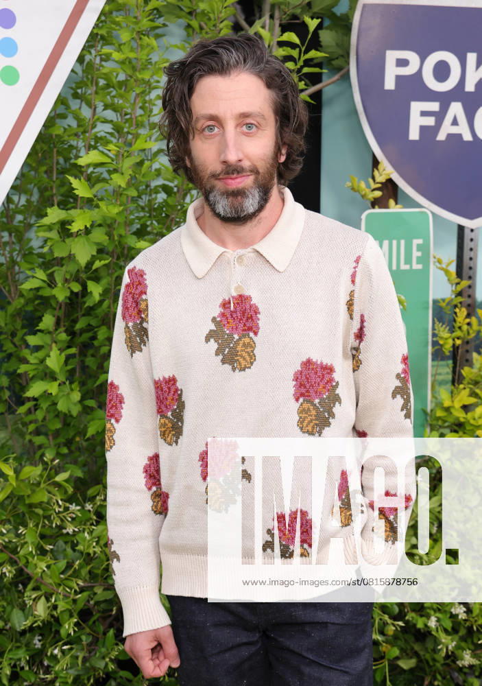 Arrivals for the Los Angeles peacock original season 2 premiere of Poker Face Featuring: Simon Helberg Where: Los Angeles, California, United States When: 01 May 2025 Credit: Faye s Vision Cover Images . NOT FOR USE BY NEWSPAPERS BASED IN THE UK.
