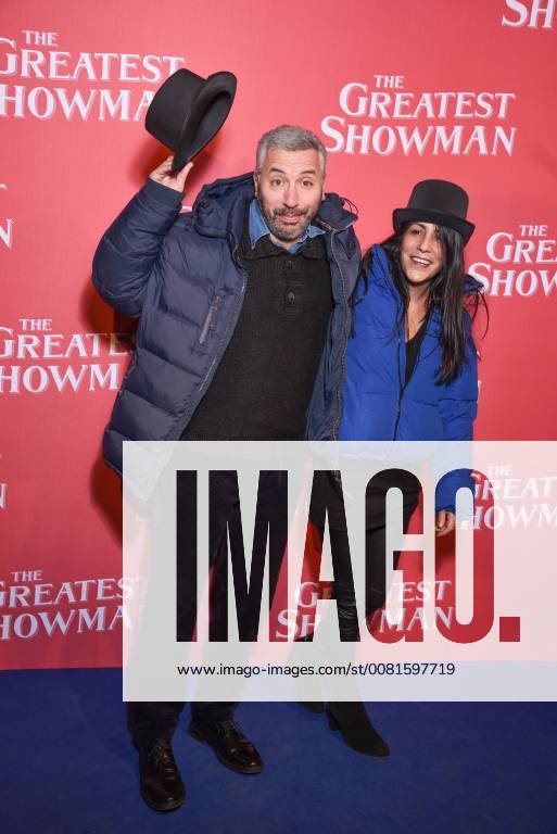 Première du film The Greatest Showman. Cindy Geney et son compagnon Atmen Kelif. 223511 2018-01-17 Paris France