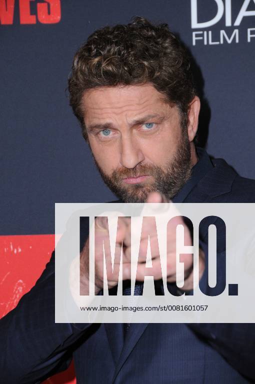 Los Angeles, CA, U.S. - 17 January 2018 - Los Angeles, California - Gerard Butler. Den of Thieves Los Angeles Premiere held at Regal Cinemas LA Live. Photo Credit: Birdie Thompson AdMedia Los Angeles U.S. - ZUMAa123 20180117_zaa_a123_207