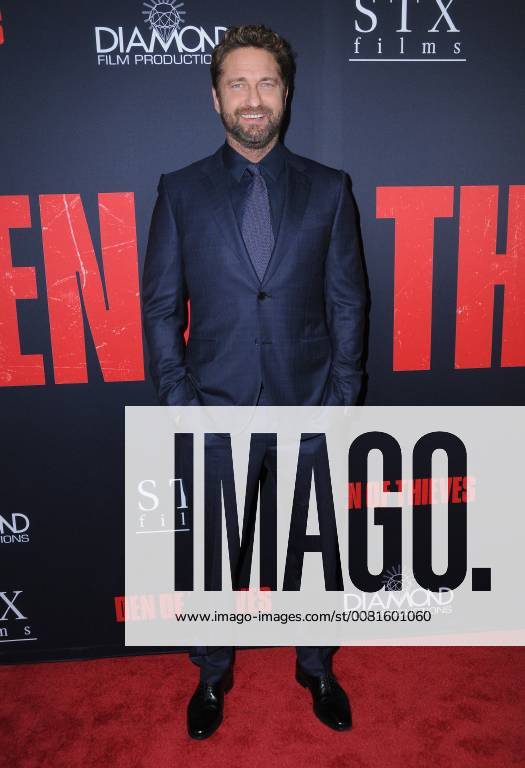 Los Angeles, CA, U.S. - 17 January 2018 - Los Angeles, California - Gerard Butler. Den of Thieves Los Angeles Premiere held at Regal Cinemas LA Live. Photo Credit: Birdie Thompson AdMedia Los Angeles U.S. - ZUMAa123 20180117_zaa_a123_210