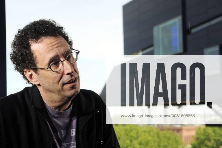 Minneapolis, Minnesota, U.S - Pulitzer Prize-winning playwright TONY KUSHNER talks with a reporter at the Guthrie Theater the day of the world premiere of Kushner s new play, The Intelligent Homosexual s Guide to Capitalism and Socialism With a Key to the Scriptures, at the Guthrie Theater in Minneapolis, Minnesota Minneapolis U.S - ZUMAl156 20090522_zap_l156_004