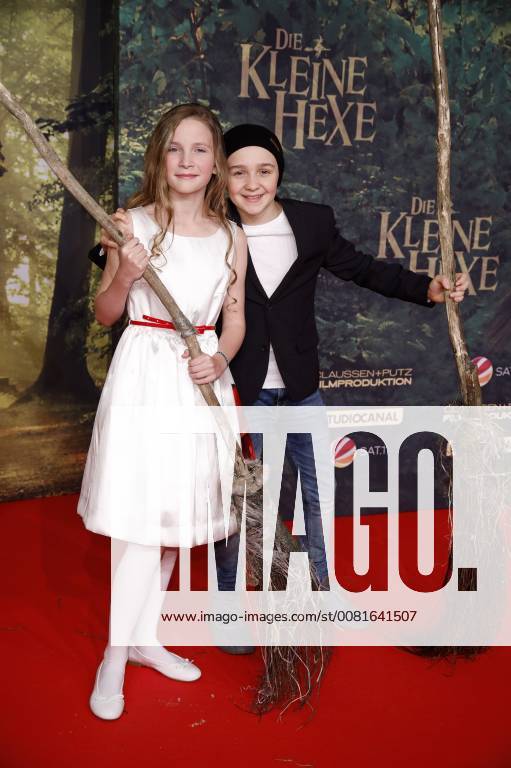 Momo Beier and Luis Valentina at the premiere of the movie the little witch in the Mathäser Filmpalast in Munich 21 01 2018 Foto:xS.xGabschx xFuturexImage