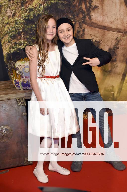Momo Beier and Luis Valentina at the premiere of the movie the little witch in the Mathäser Filmpalast in Munich 21 01 2018 Foto:xP.xSchönbergerx xFuturexImage