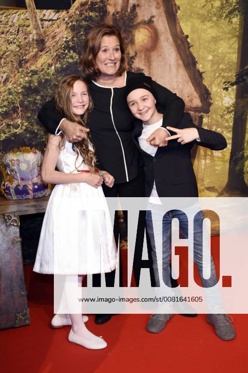 Maj Suzanne von Borsody and Luis Vorbach Beier at the premiere of the movie the little witch in the Mathäser Filmpalast in Munich 21 01 2018 Foto:xP.xSchönbergerx xFuturexImage