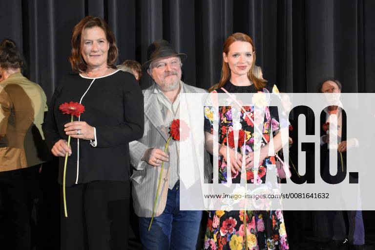 Suzanne Borsody Axel Prahl and Karoline Herfurth at the premiere of the movie the little witch in the Mathäser Filmpalast in Munich 21 01 2018 Foto:xP.xSchönbergerx xFuturexImage