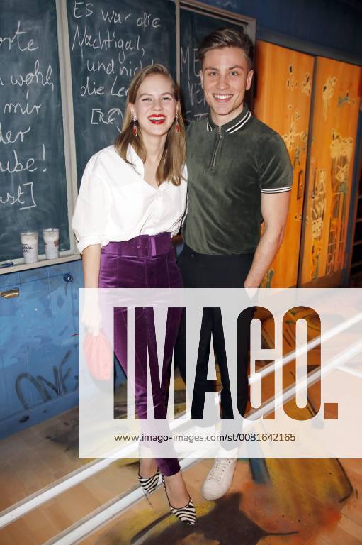 Alicia Rittenberg and Jannik Schümann at the premiere of the musical Fack ju Goethe se Mjusicäl in the Werk7 Theatre Munich 21 01 2018 Foto:xS.xGabschx xFuturexImage