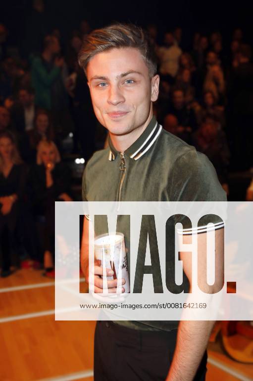 Jannik Schümann at the premiere of the musical Fack ju Goethe se Mjusicäl in the Werk7 Theatre Munich 21 01 2018 Foto:xS.xGabschx xFuturexImage