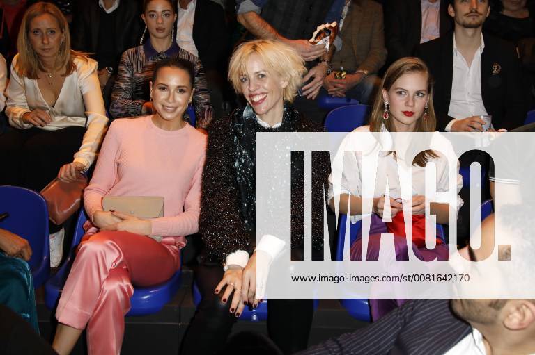 Mandy Grace Capristo Katja Eichinger and Alicia by Rittenberg at the premiere of the musical Fack ju Goethe se Mjusicäl in the Werk7 Theatre Munich 21 01 2018 Foto:xS.xGabschx xFuturexImage