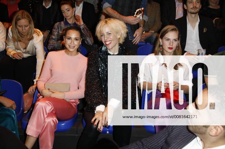 Mandy Grace Capristo Katja Eichinger and Alicia by Rittenberg at the premiere of the musical Fack ju Goethe se Mjusicäl in the Werk7 Theatre Munich 21 01 2018 Foto:xS.xGabschx xFuturexImage