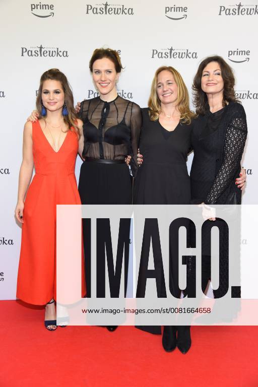Cristina do Rego Bettina Lamprecht Sonsee new Sabine Vitua at the premiere of the Amazon Prime video series Pastewka at Kino international in Berlin on 23 01 2018