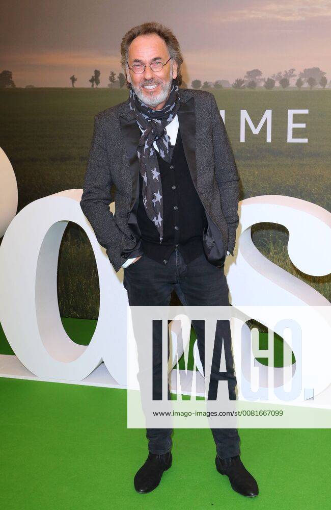 Hugo Egon Balder at the Amazon Prime Pastewka film premiere in the cinema international Karl Marx Allee Berlin copyright imago stock people GmbH Tinkeres date 23 01 2018 film Pastewka
