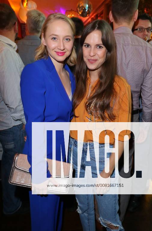 Anna Maria Muehe Birthe Wolter at the Amazon Prime Pastewka film premiere in the cinema international Karl Marx Allee Berlin copyright imago stock people GmbH Tinkeres date 23 01 2018 film Pastewka