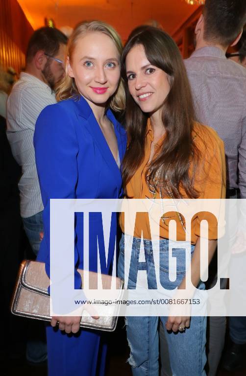 Anna Maria Muehe Birthe Wolter at the Amazon Prime Pastewka film premiere in the cinema international Karl Marx Allee Berlin copyright imago stock people GmbH Tinkeres date 23 01 2018 film Pastewka