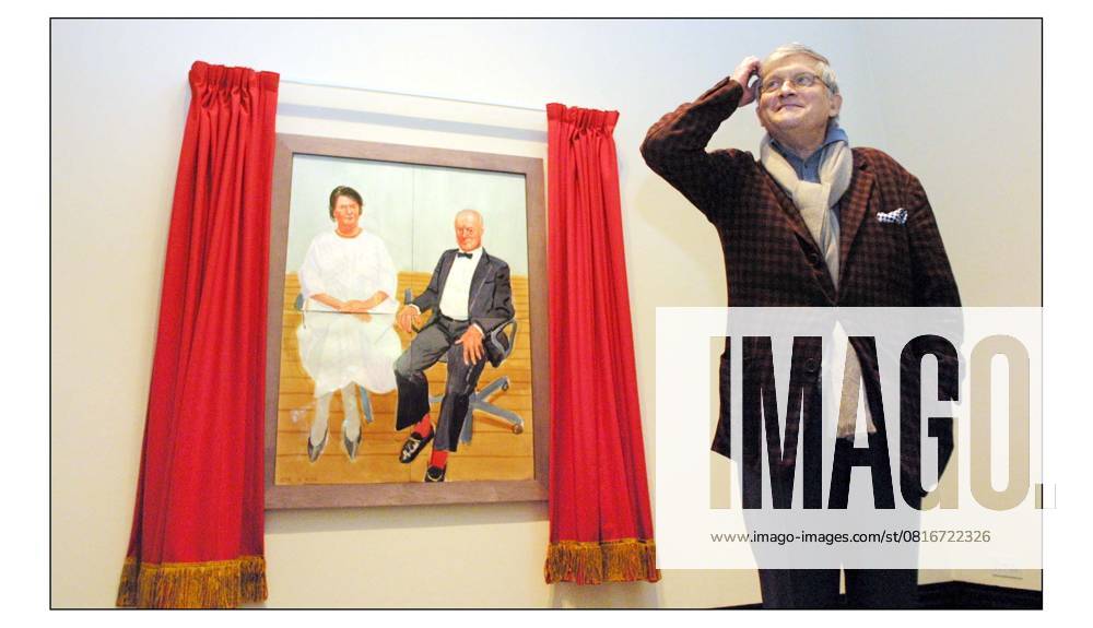 Not for publication untill 00.01 hours Thursday 16 Jan 2003. David Hockney unveils his new portrait of opera impressario Sir George Christie and his wife Mary at the National Portrait Gallery. Not for publication untill 00.01 hours Thursday 16 Jan 2003. pic David Sandison 14 1 2003
