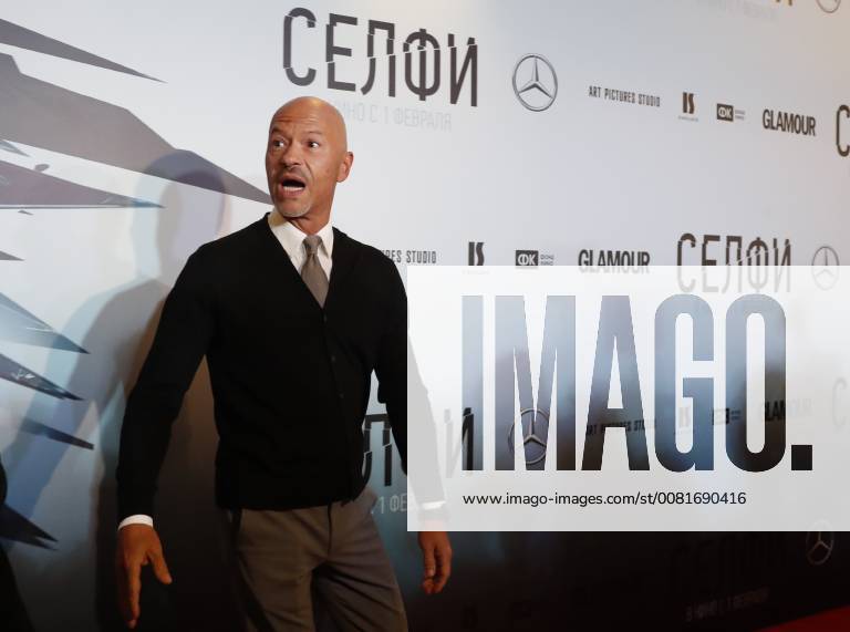 Actor and director Fyodor Bondarchuk attends the Moscow premiere of Nikolai Khomeriki s Selfie film at the Karo 11 Oktyabr Cinema. Artyom Geodakyan TASS TS0711A4