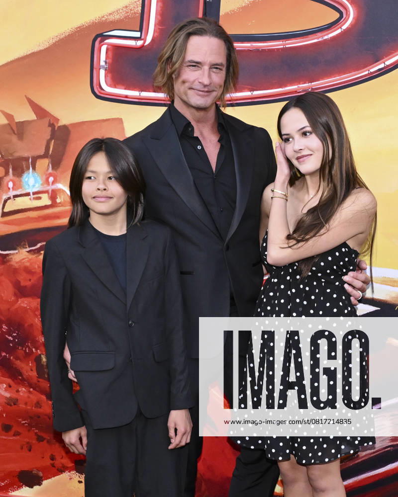 Josh Holloway attends the Los Angeles Premiere Of HBO Original Series Duster Universal City USA - ZUMAb173 20250508_aap_b173_003