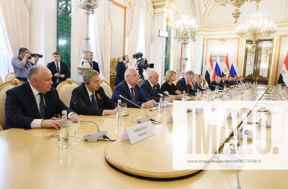 Russia Egypt 8921744 09.05.2025 Russian President Vladimir Putin attends a meeting with Egyptian President Abdel Fattah el-Sisi at the Kremlin in Moscow, Russia. Mikhail Metzel POOL Moscow Russia