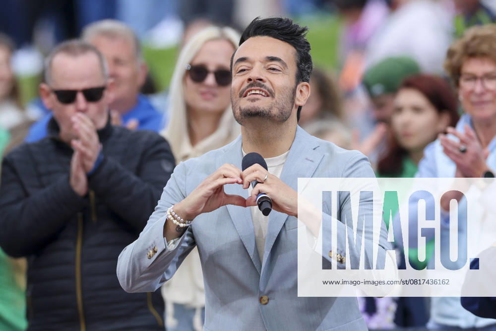 Giovanni Zarella stands on the stage, Saisoneroeffnung, ZDF Fernsehgarten, ZDF Sendezentrum on May 04, 2025 in Mainz, Germany Photo by Marco Steinbrenner DeFodi Images Giovanni Zarella stands on the stage, Saisoneroeffnung, ZDF Fernsehgarten, ZDF Sendezentrum, May 4, 2025 in Mainz, Germany Photo by Marco Steinbrenner DeFodi Images
