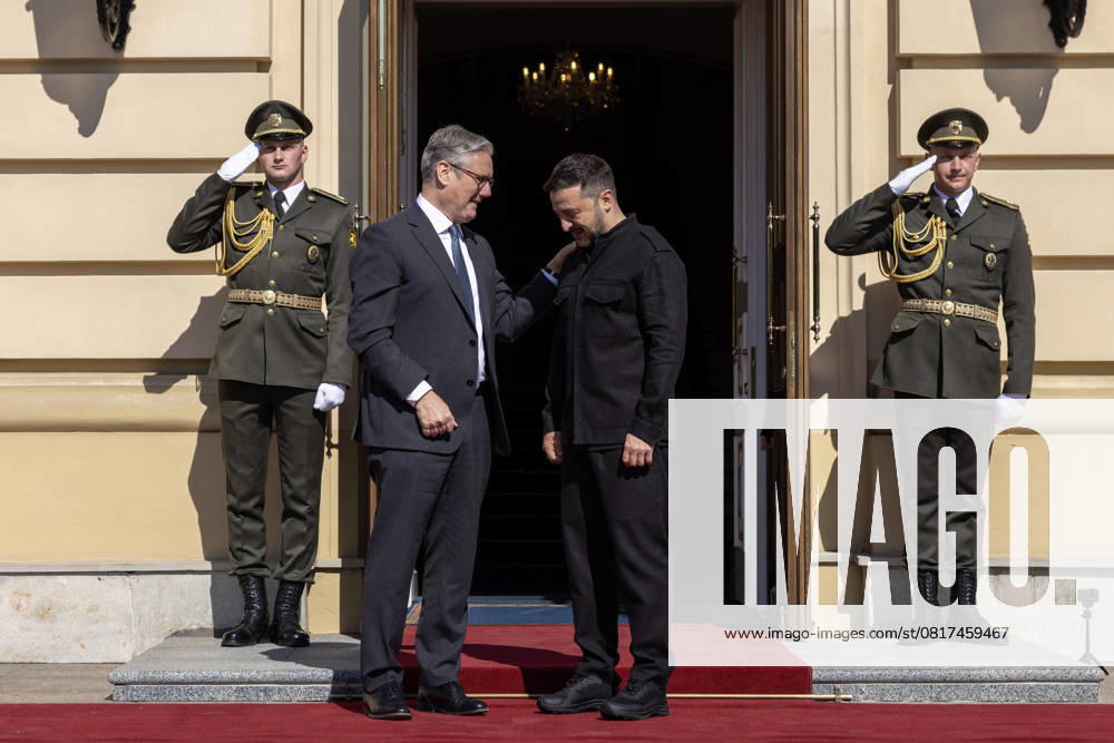 Prime Minister Keir Starmer visits Ukraine 10 05 2025. Kyiv, Ukraine. Prime Minister Keir Starmer meets with Volodymyr Zelenskyy, President of Ukraine during a visit to Ukraine., Credit:Simon Dawson Avalon Ukraine, Kyiv