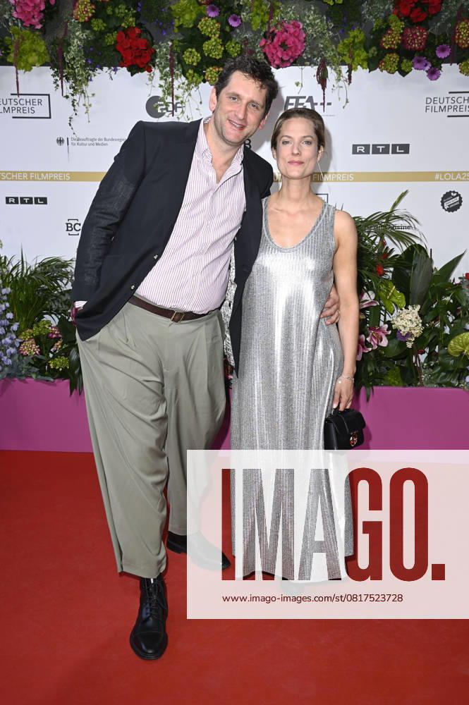 Sebastian Schwarz and Marie Burchard at the 75th German Film Awards 2025 ceremony at the Theater am Potsdamer Platz Berlin, 09 05 2025 Foto:xF.xFuturexImagex filmpreis_6569