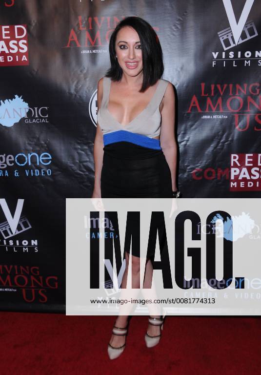 Beverly Hills, CA, U.S. - 01 February 2018 - Beverly Hills, California - Devanny Pinn. Living Among Us Los Angeles Premiere held at Ahrya Fine Arts Theatre. Photo Credit: Birdie Thompson AdMedia Beverly Hills U.S. - ZUMAa123 20180201_zaa_a123_104