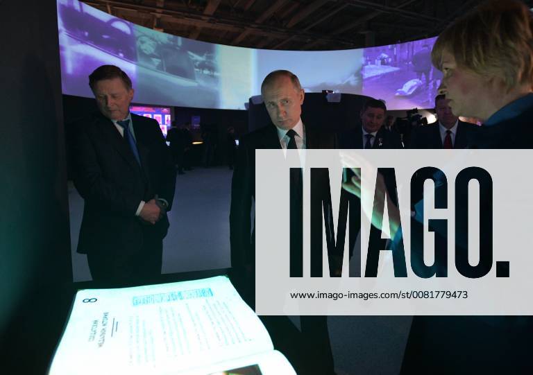 VOLGOGRAD, RUSSIA â€“ FEBRUARY 2, 2018: Russia s Special Presidential Envoy for Environmental Protection, Ecology and Transport, Sergei Ivanov and Russia s President Vladimir Putin (L-R) visit the Russia My History museum. Alexei Druzhinin Russian Presidential Press and Information Office TASS TS072084