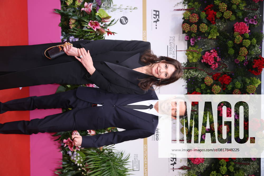 Award German Film Award 2025 Red Carpet Iris Berben and Oliver Berben at the German Film Award 2025 at the Theater am Potsdamerplatz on 09 05 2025 in Berlin