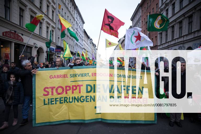 Demonstrate protest Afrin several thousand people in Berlin against the attacks of the Turkish military on the Syrian city Afrin Turkey going on JPG and YPJ militarily against the Kurdish army units which with support of the United States against the Islamist Do the terrorists of the so-called Islamic State protesters with banners Gabriel served Erdogan bombed stop arms shi