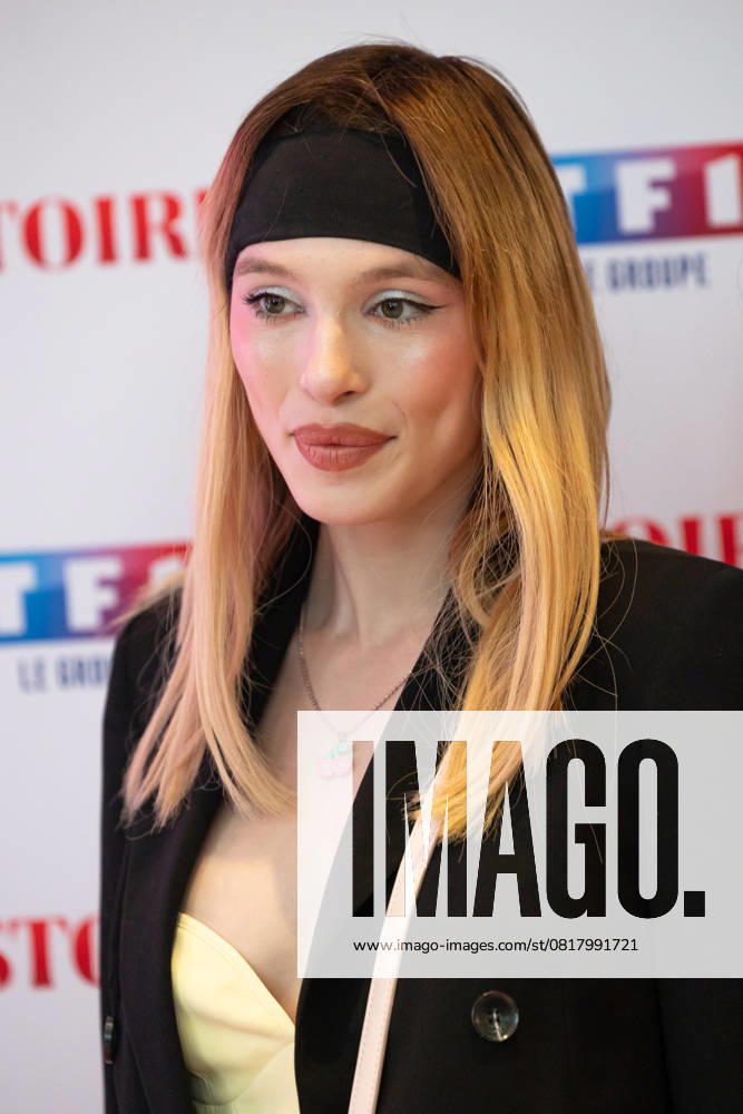 Sous les paillettes, la rage premiere at TF1 Celebrities arrive on the red carpet Avant premiere de Sous les paillettes, la rage a TF1 Arrivees des celebrites sur le tapis rouge Andrea Furet Premiere of the film Sous les paillettes, la rage in Paris 444039 2025 05 12 Paris France