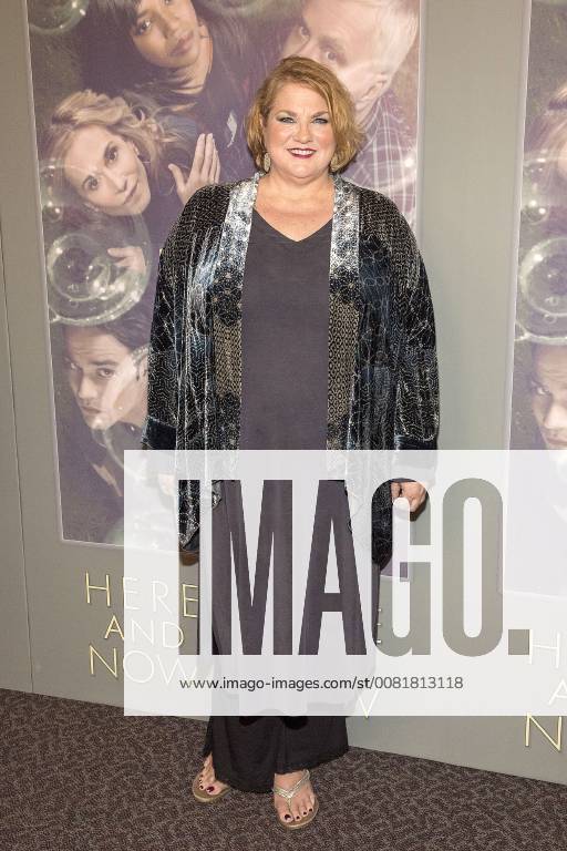 Cynthia Ettinger at the premiere of the here and now HBO series on 5 02 2018 in Los Angeles HBO s here and now series premiere in Los Angeles 2018