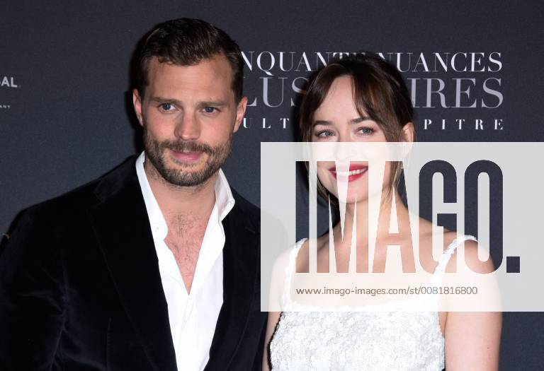 Fifty Shades of Grey 3 Premiere in Paris Jamie Dornan ( acteur ) - Dakota Johnson ( actrice ) lors du photocall pour l avant premiere du film 50 NUANCES PLUS CLAIRES a Paris CELEBRITES : Avant premiere du film 50 NUANCES PLUS CLAIRES - Paris - 06 02 2018 FedericoPestellini Panoramic