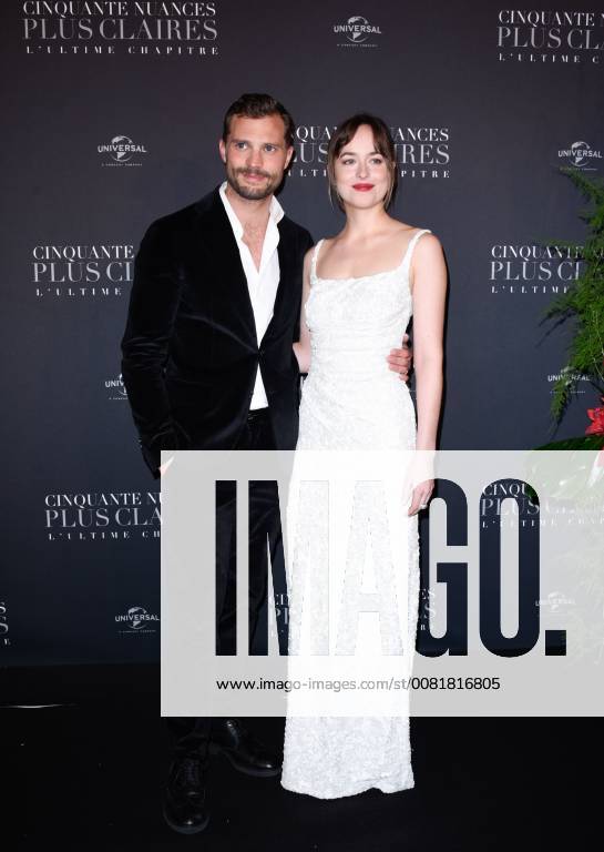 Fifty Shades of Grey 3 Premiere in Paris Jamie Dornan ( acteur ) - Dakota Johnson ( actrice ) lors du photocall pour l avant premiere du film 50 NUANCES PLUS CLAIRES a Paris CELEBRITES : Avant premiere du film 50 NUANCES PLUS CLAIRES - Paris - 06 02 2018 FedericoPestellini Panoramic