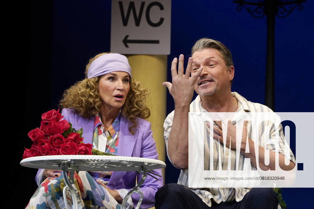 Caroline Beil and Hardy Krüger jr at the photo rehearsal for the play Fisch sucht Fahrrad at the Schlosspark Theater Berlin, 14 05 2025 Foto:xT.xBartillax xFuturexImagex fisch_5516