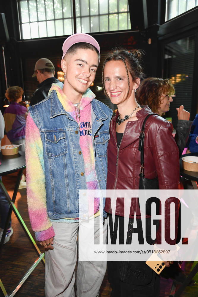 Gialu and Gazelle Vollhase at the premiere of the series Messiah Superstar SAT 1 and Joyn, from 16 05 2025 in the media library on 15 05 2025 in Berlin Messiah Superstar series premiere in Berlin