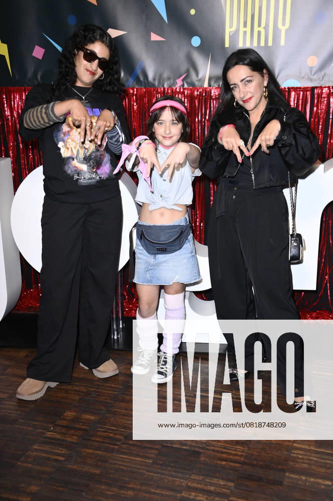Banafshe Hourmazdi, Elia Lade and Elmira Rafizadeh at the premiere of season 1 of the Joyn series Messiah Superstar at Bi Nuu Berlin, 15 05 2025 Foto:xN.xKubelkax xFuturexImagex messiah_5505