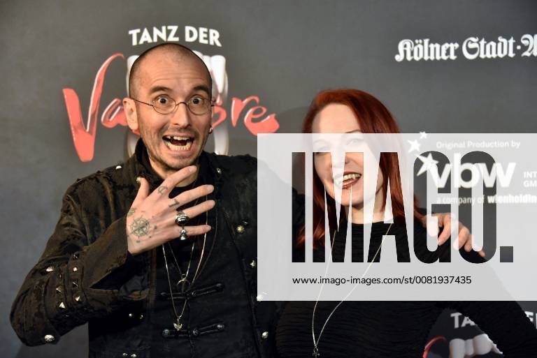 Forensiker Mark Benecke his wife Ines Fischer come on 17 02 2018 in Cologne for the premiere of the musical dance of the vampires in the musical dome