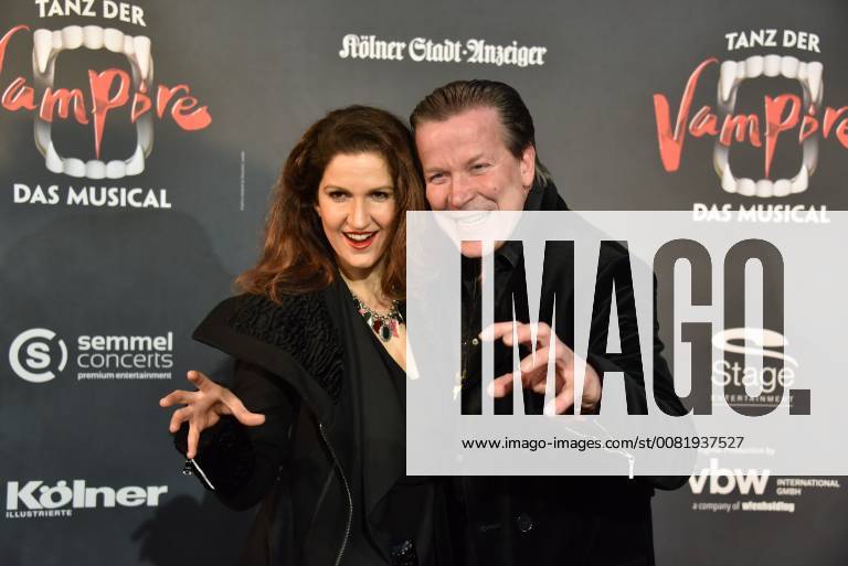 The undertaker and Cologne Kadam Christoph Kuckelkorn and his wife Katia come on 17 02 2018 in Cologne for the premiere of the musical dance of the vampires in the musical dome