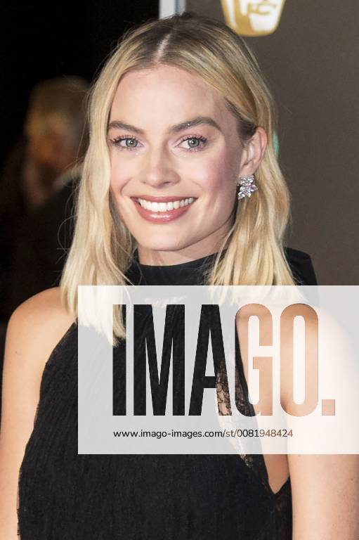 London, London, UK - Margot Robbie arrives on the red carpet for the EE British Academy Film Awards 2018, held at the Royal Albert Hall. London UK - ZUMAt138 20180218_zap_t138_036