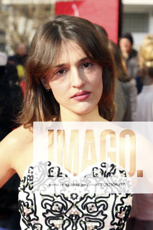 Lola Bessis attending the picnic at hanging rock seasons 1 2 premiere during the 68th Berlin International Film Festival Berlinale 2018 at Zoo Palace on February 19 2018 in Berlin Germany Foto:xC.xTamckex xFuturexImage