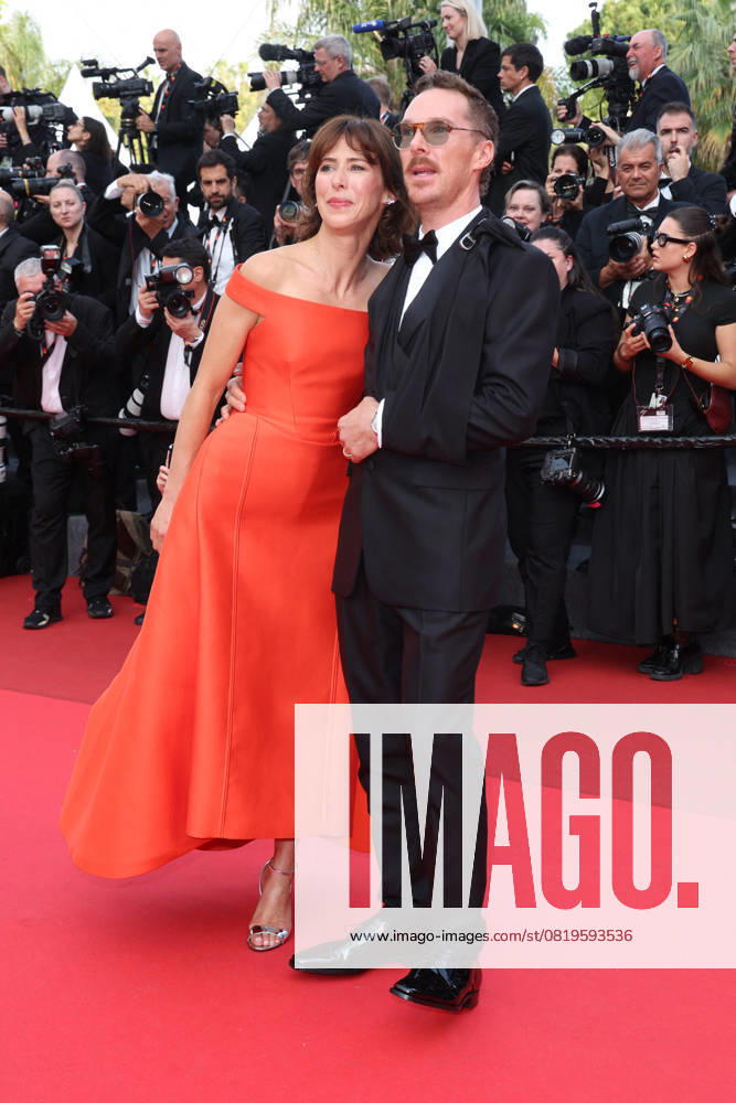 J Montée des marches du film The Phoenician Scheme lors du 78ème Festival International du Film de Cannes Sophie Hunter et son mari Benedict Cumberbatch Montée des marches du film The Phoenician Scheme lors du 78ème Festival International du Film de Cannes, au Palais des Festivals à Cannes On may 18th 2025 Jacovides Moreau Bestimage Red carpet for the movie The Phoenician Scheme during the 78th Cannes International Film Festival at the Palais des Festivals in Cannes, France On may 18th 2025 Cannes France