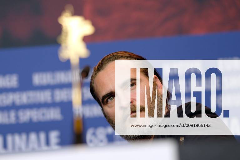 SchauspielerJoaquin Phoenix during the press conference for the film DON T WORRY HE WON T GET FAR ON FOOT on the occasion of the 68 Berlinale snapshot photography xK M Krause