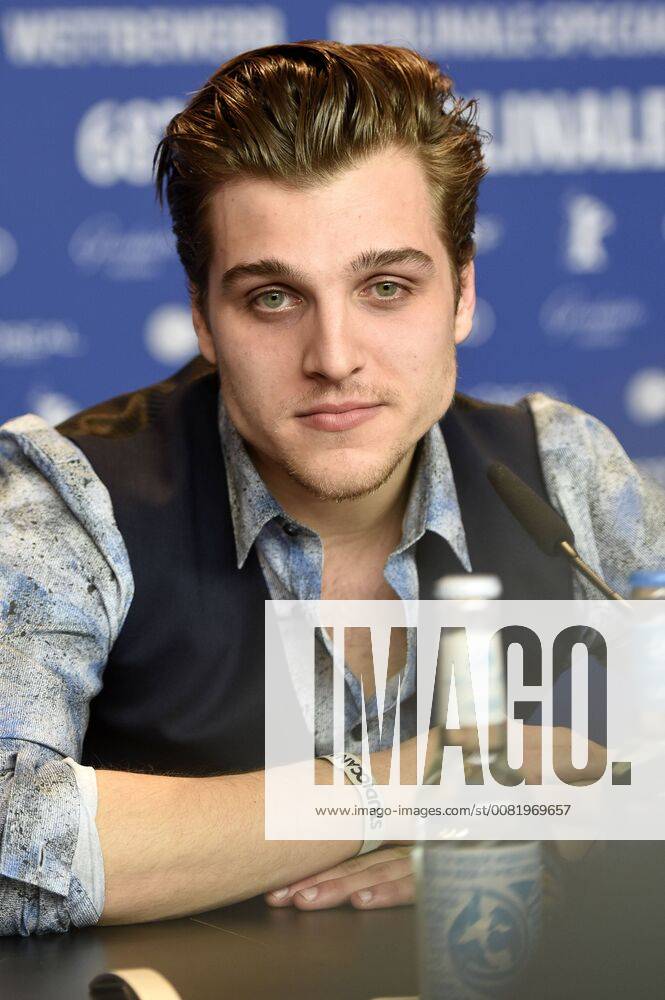 Jonas Dassler during the the silent revolution the silent classroom press conference at the Berlin International Film Festival Berlinale 2018 68th at Grand Hyatt Hotel on February 20 2018 in Berlin Germany Foto:xC.xNiehausx xFuturexImage