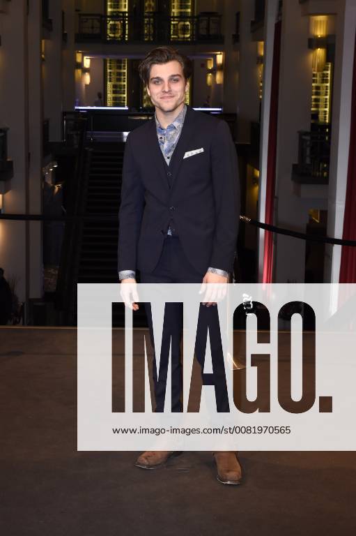 Jonas Dassler attending the silent classroom the silent revolution premiere at the Berlin International Film Festival Berlinale 2018 68th at Friedrichstadt Palace on February 20 2018 in Berlin Germany Foto:xC.xNiehausx xFuturexImage