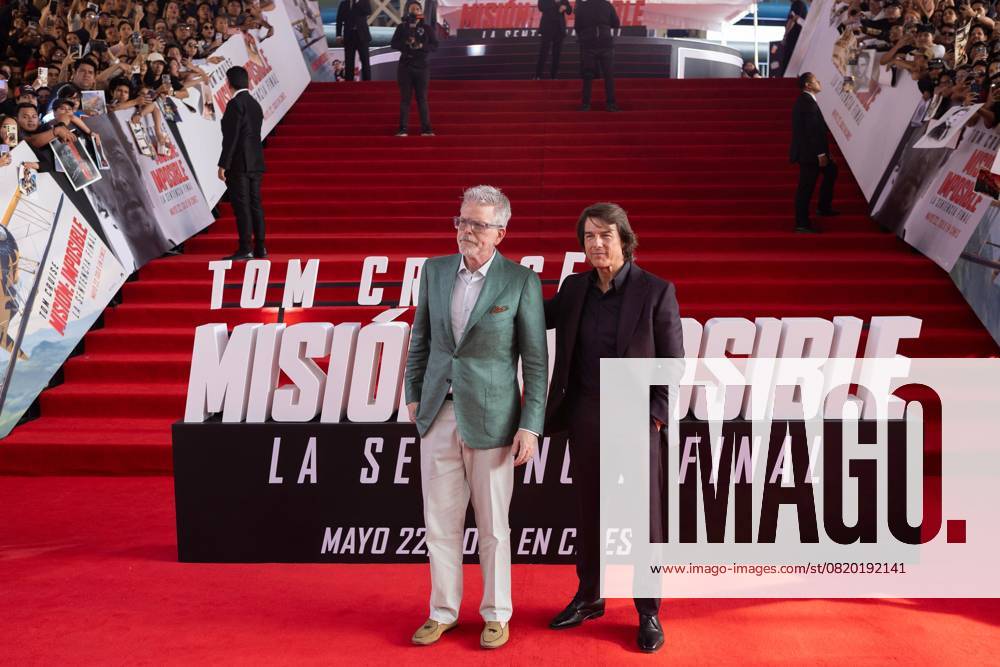 TOM CRUISE and director CHRISTOPHER MCQUARRIE ttended the premiere of Mission Impossible: Dead Reckoning at the National Auditorium, where they signed autographs and walked the red carpet. Mexico City Mexico - ZUMAl178 20250521_znp_l178_025